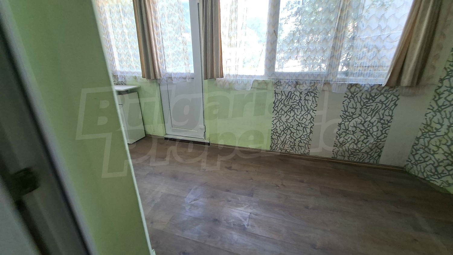 Gallery Picture 34