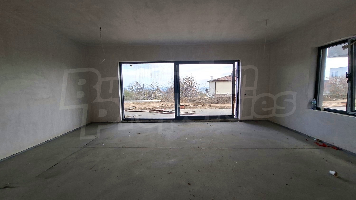 Gallery Picture 3