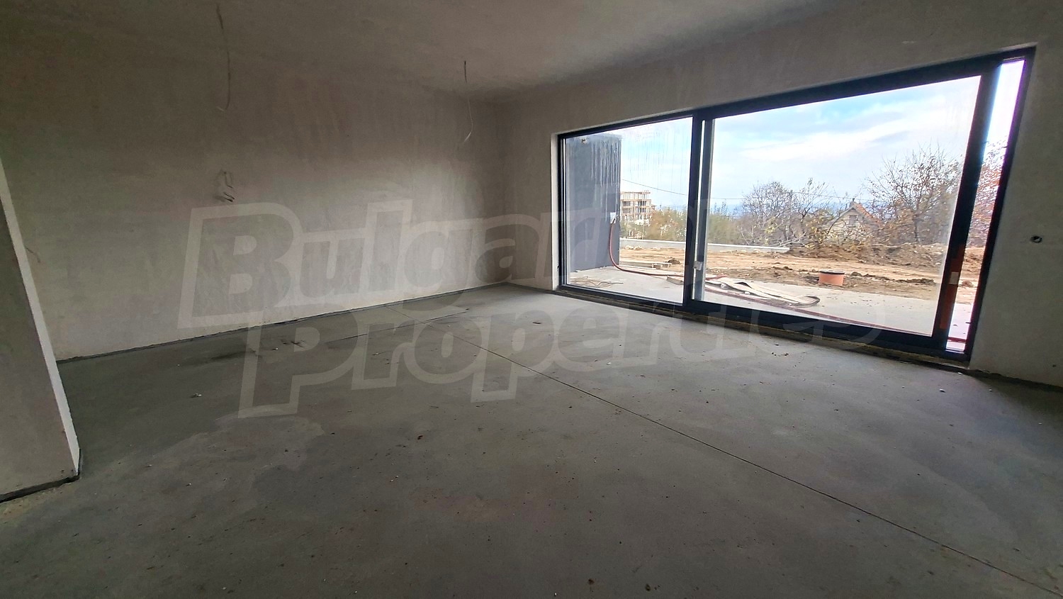 Gallery Picture 5