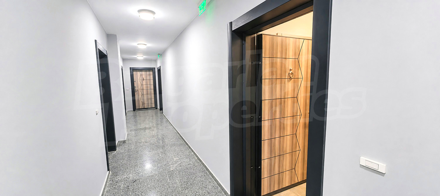 Gallery Picture 15