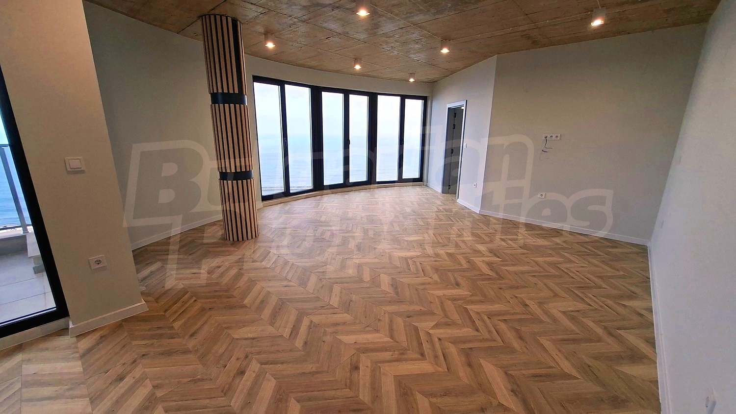 Gallery Picture 2