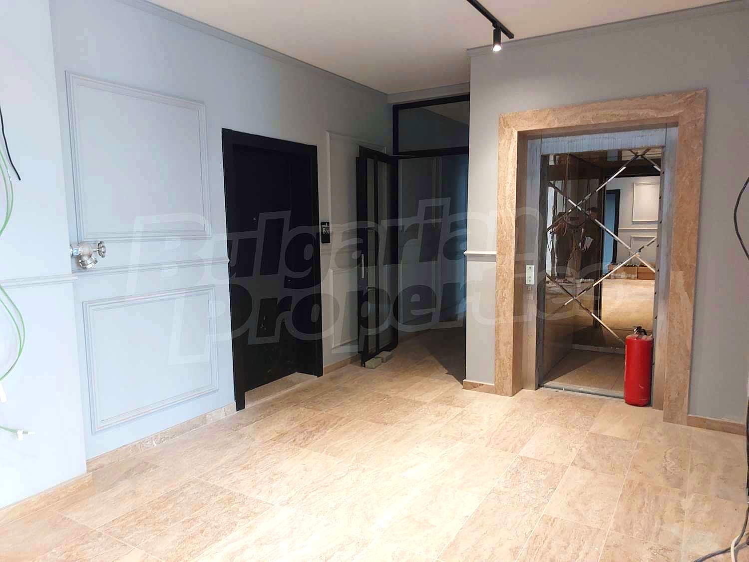 Gallery Picture 6