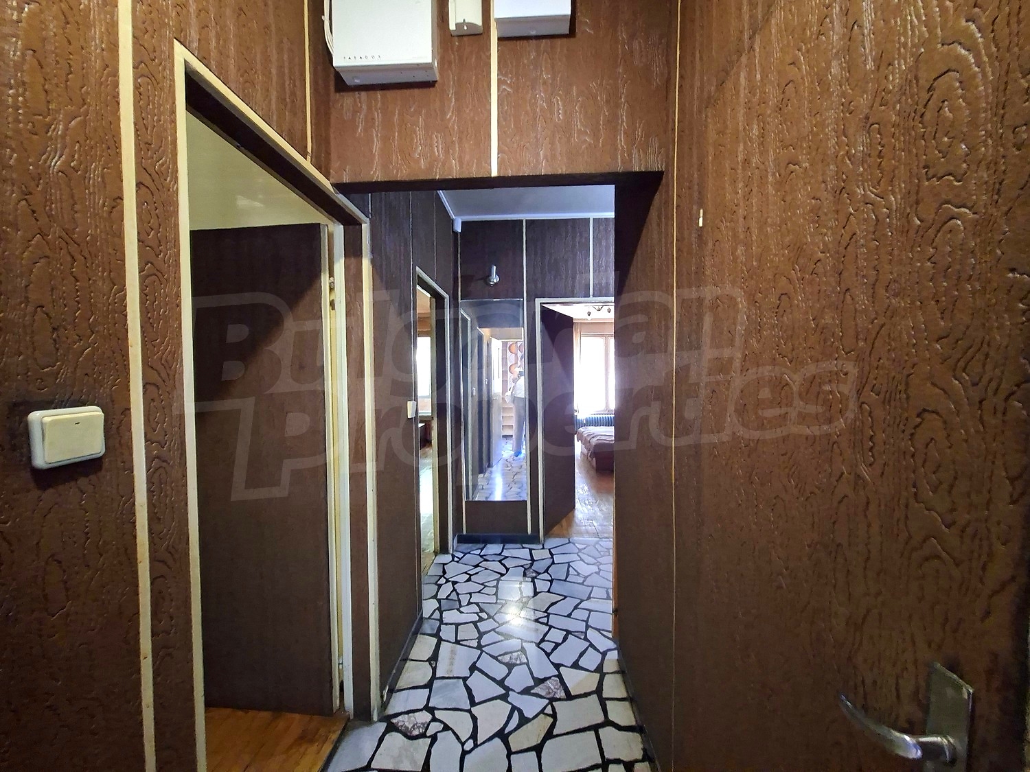 Gallery Picture 16