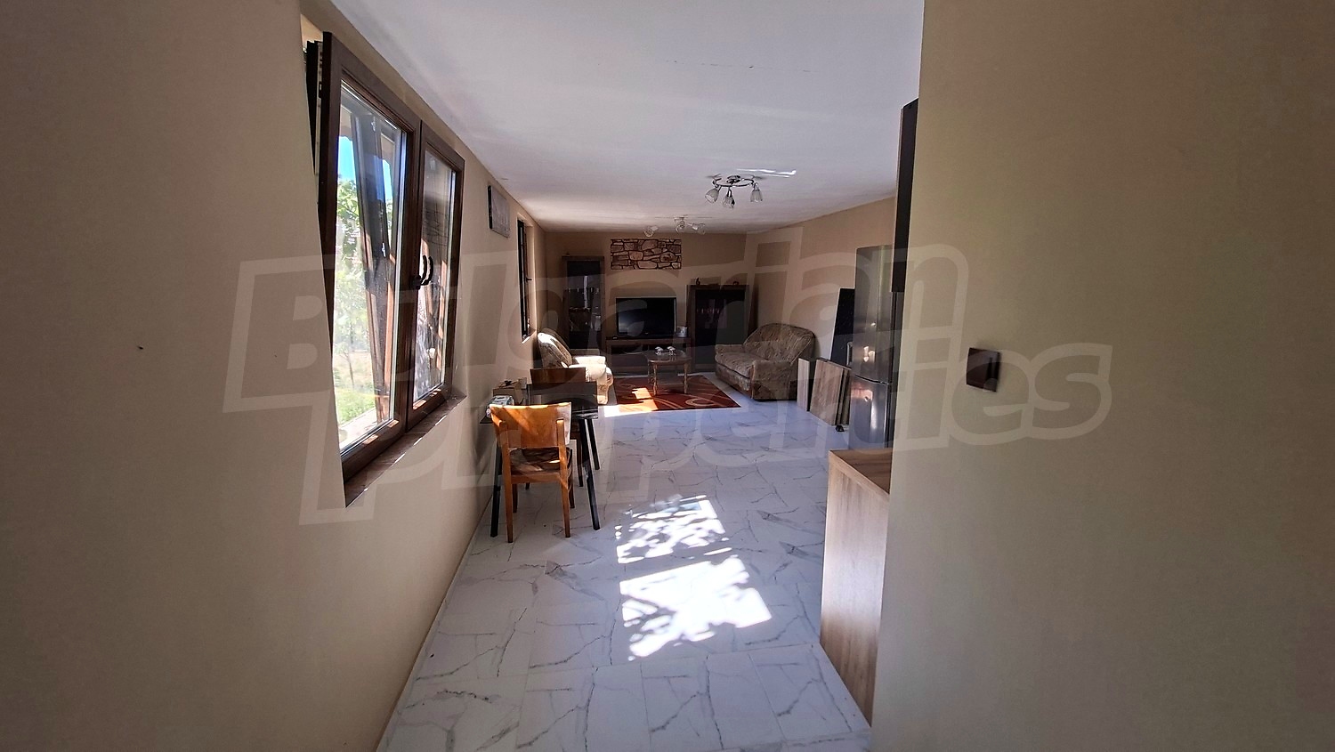 Gallery Picture 10