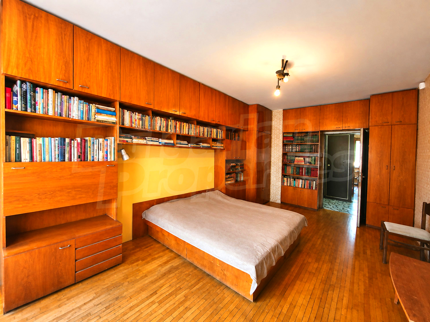 Gallery Picture 9