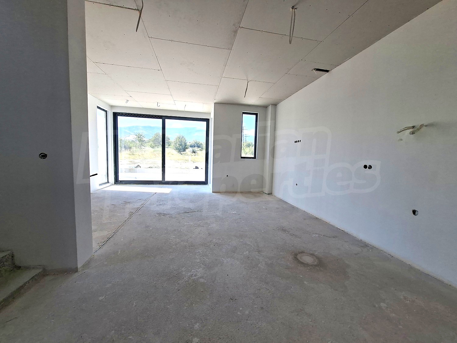 Gallery Picture 8