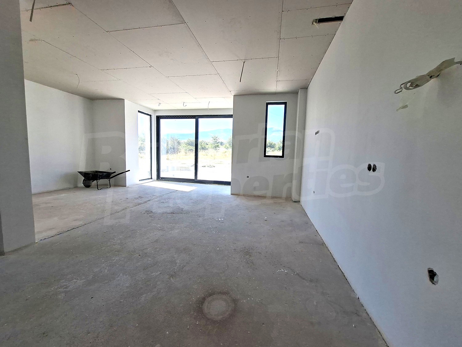 Gallery Picture 2