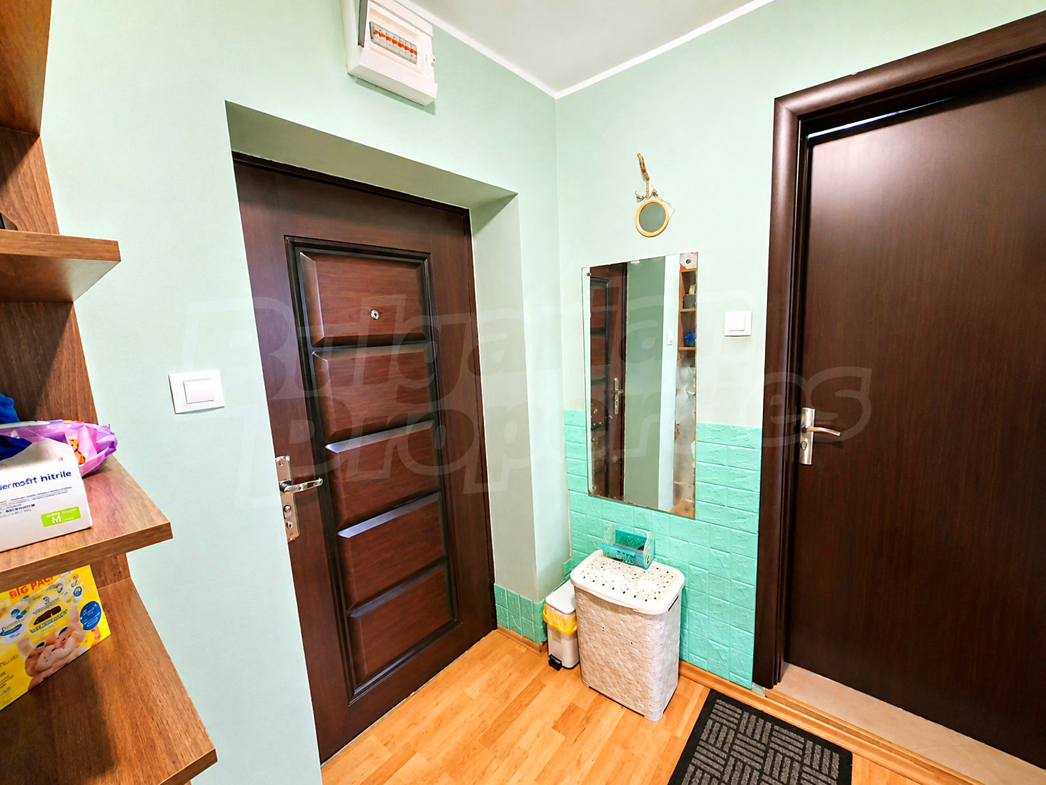 Gallery Picture 9