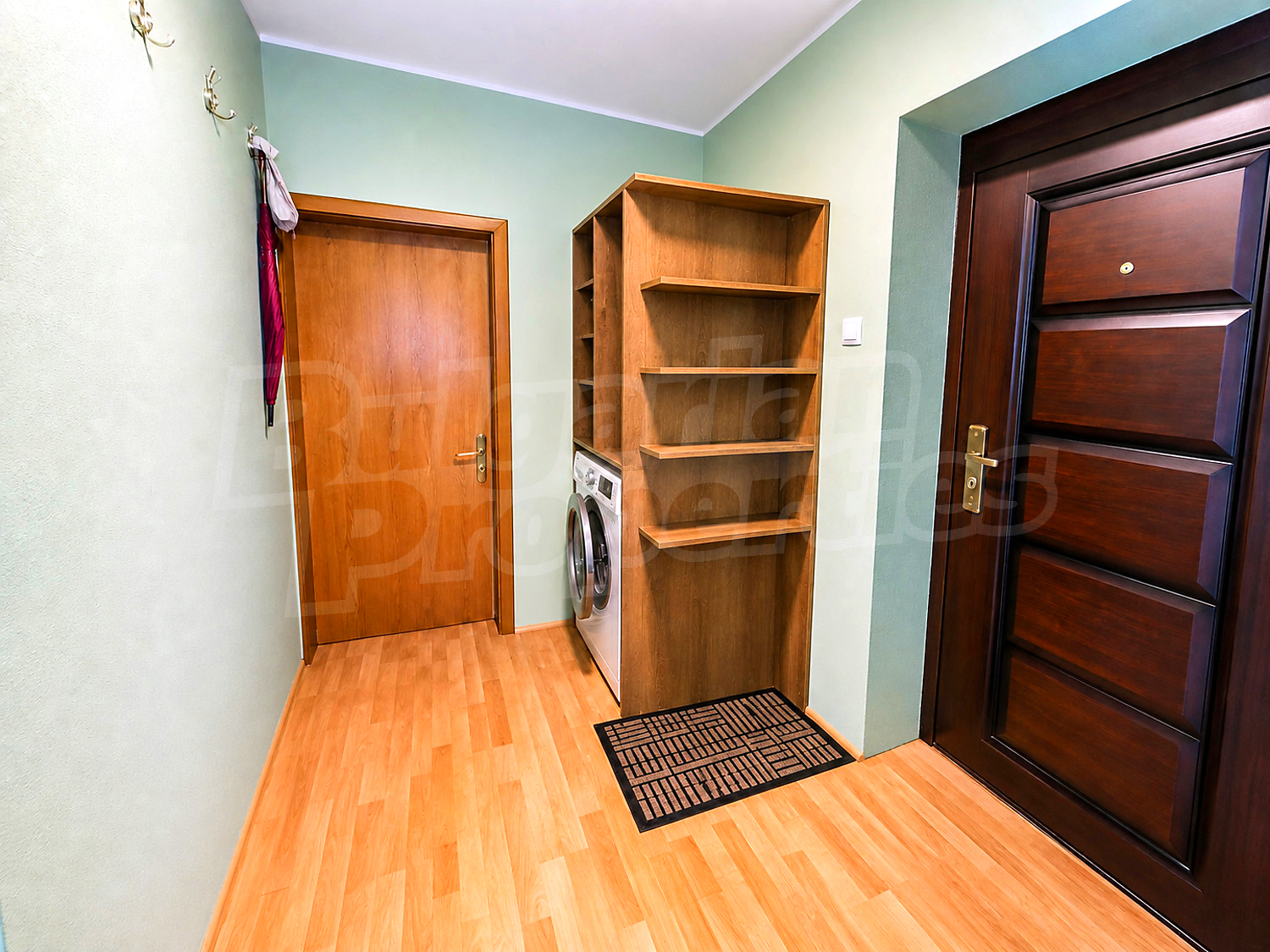Gallery Picture 10