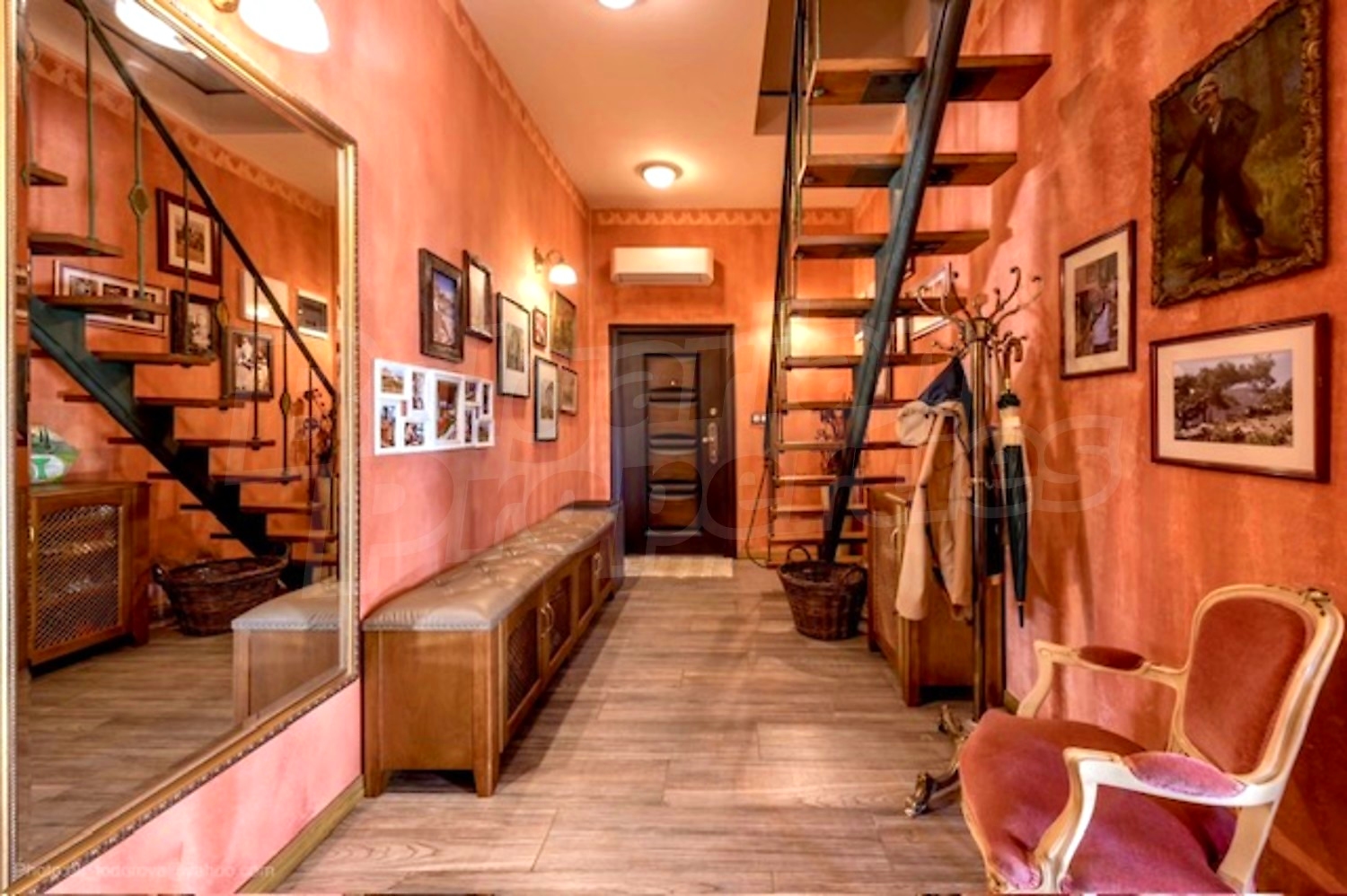 Gallery Picture 16