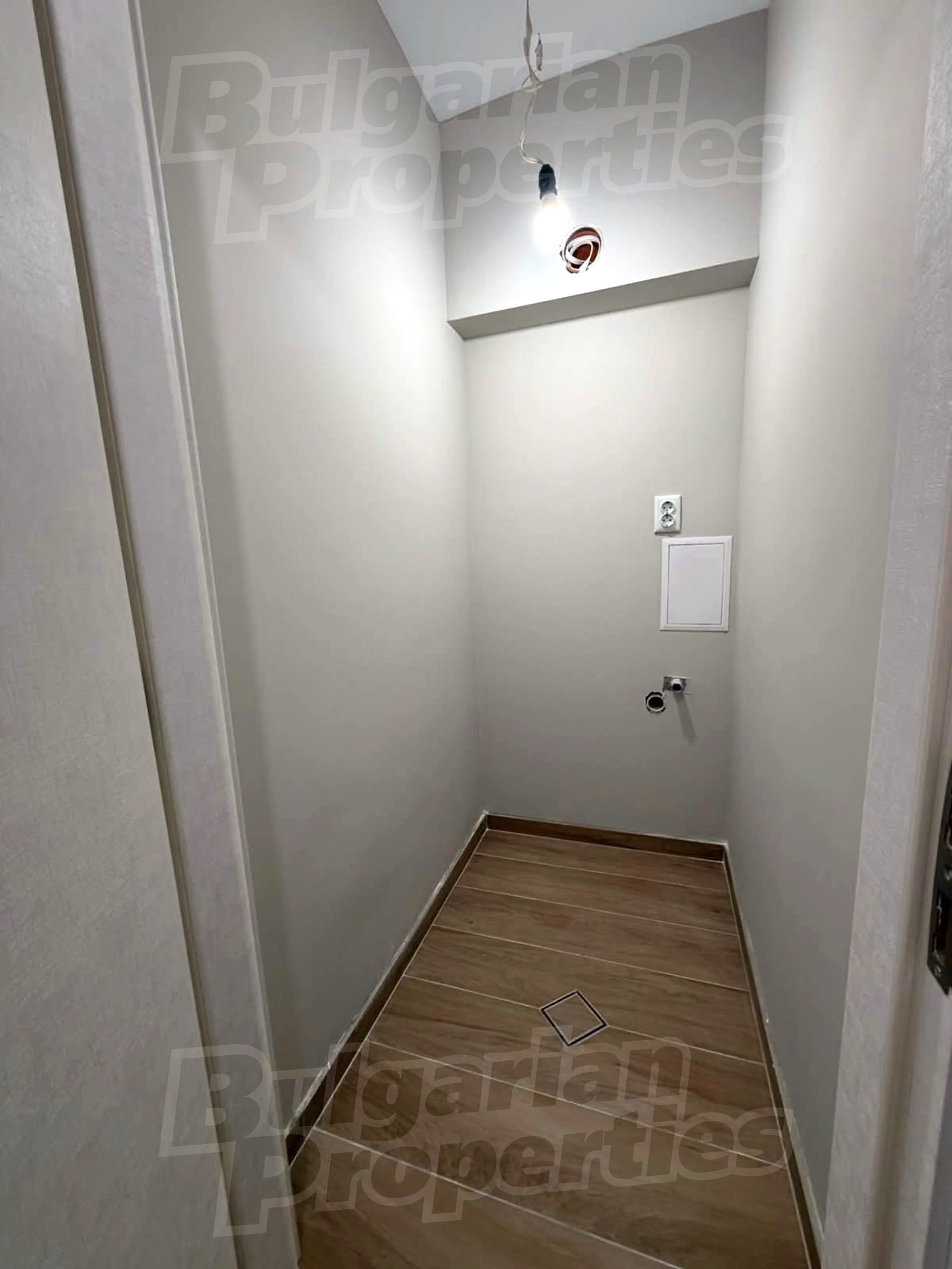 Gallery Picture 8