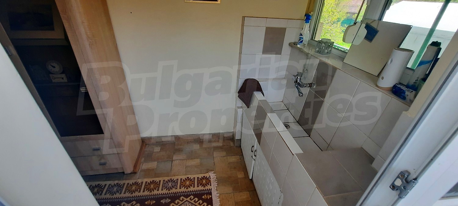 Gallery Picture 28