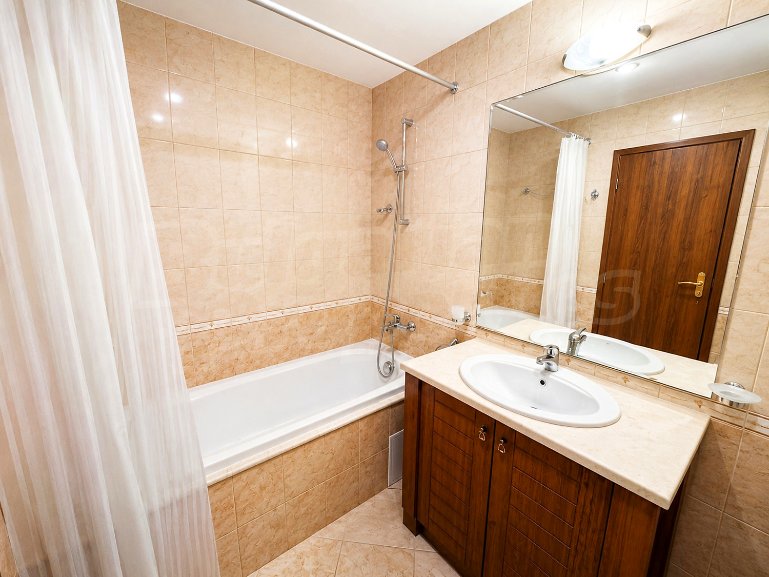 Gallery Picture 25