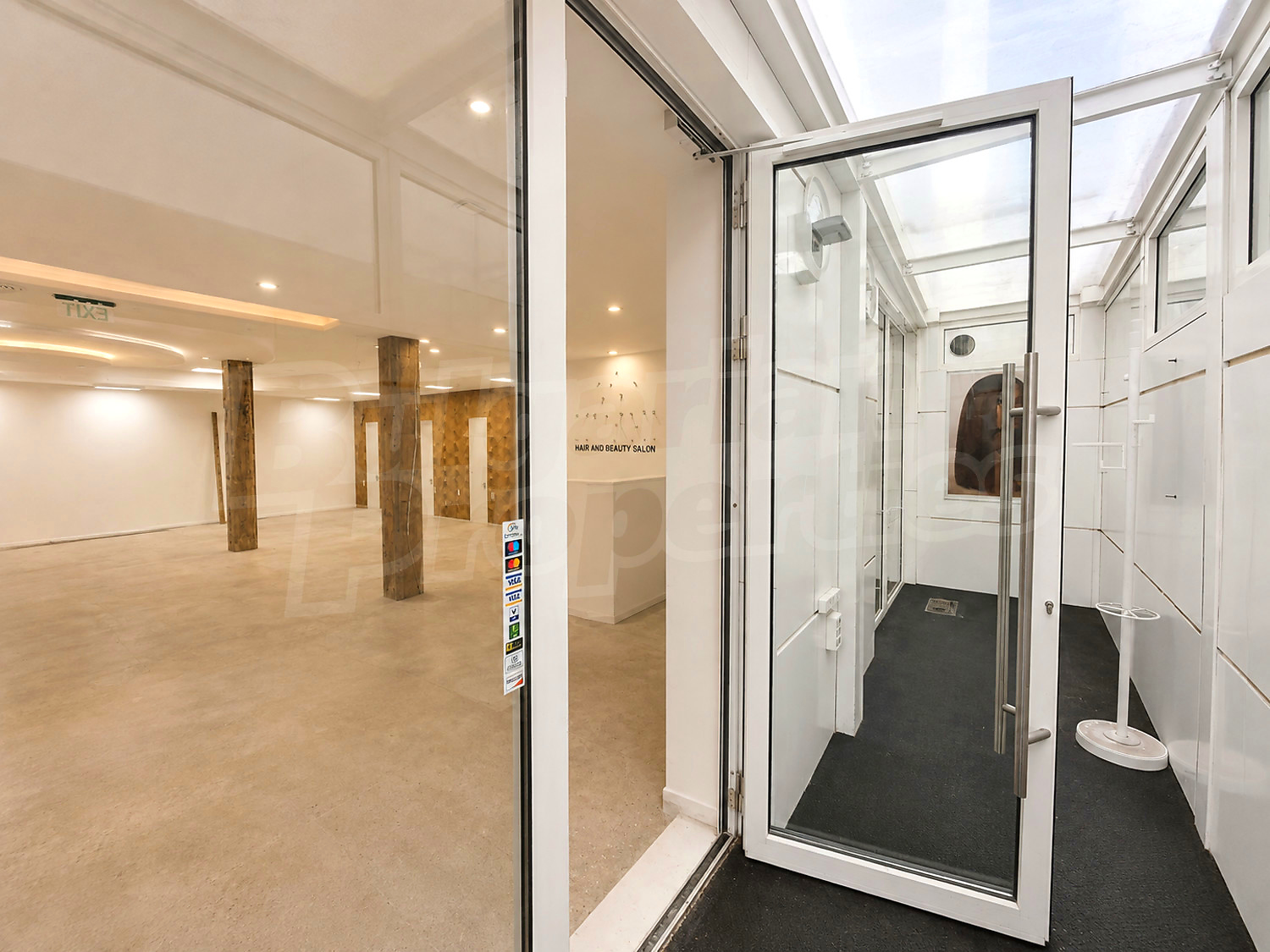 Gallery Picture 19