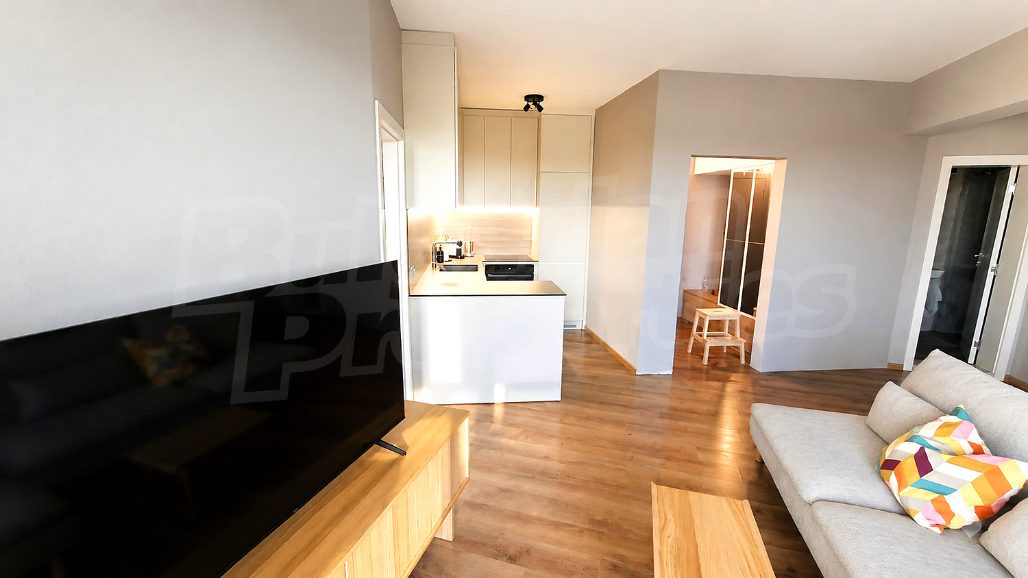 Gallery Picture 3