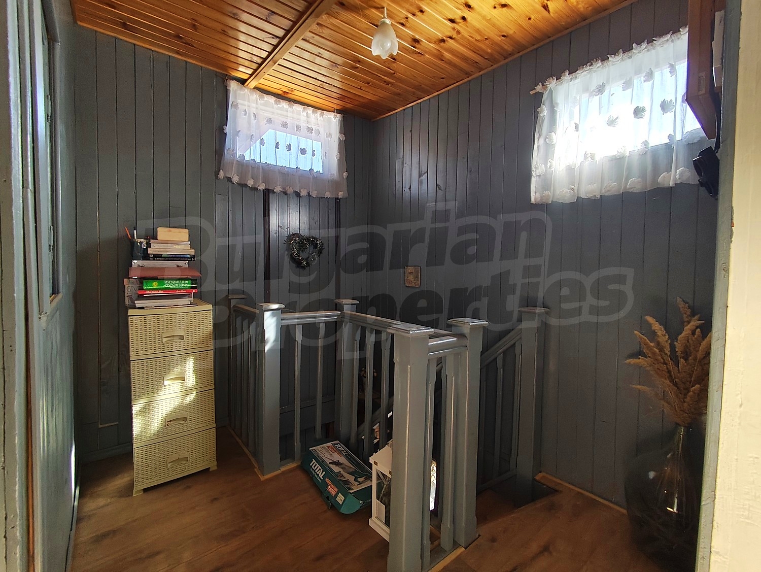 Gallery Picture 23