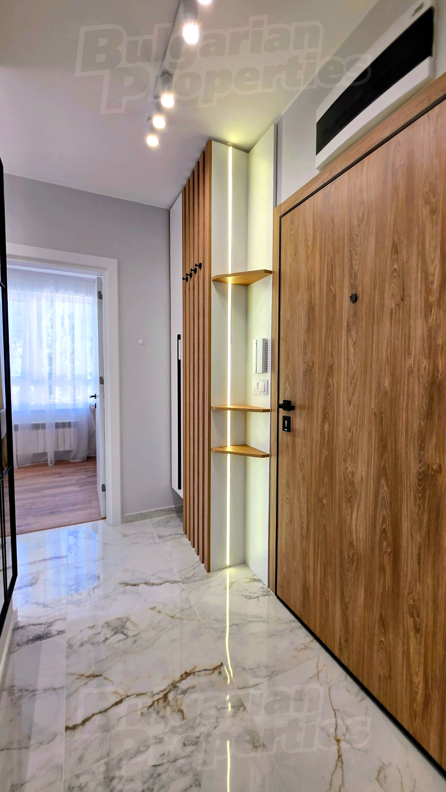 Gallery Picture 17