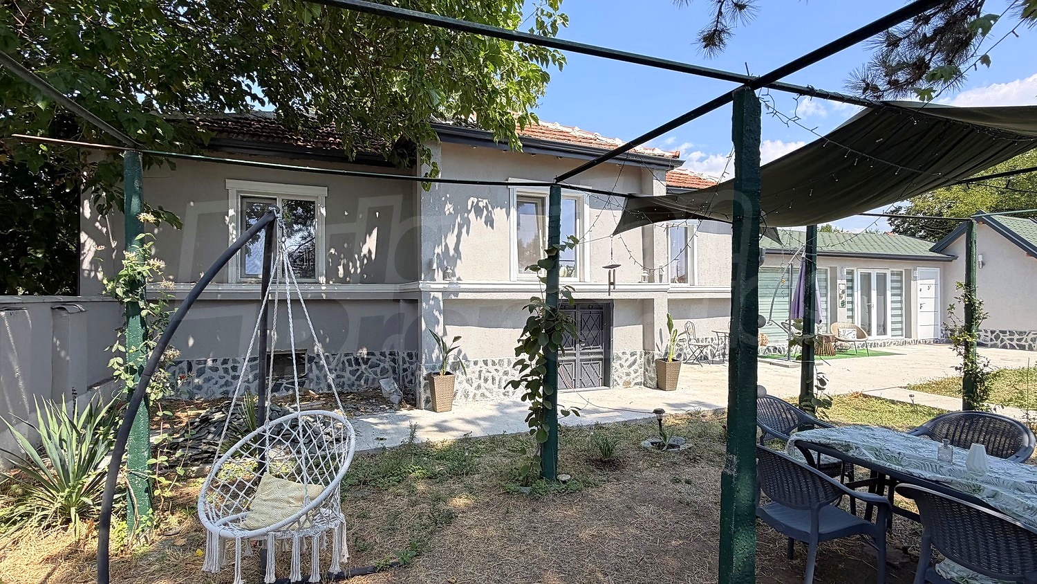 Gallery Picture 38