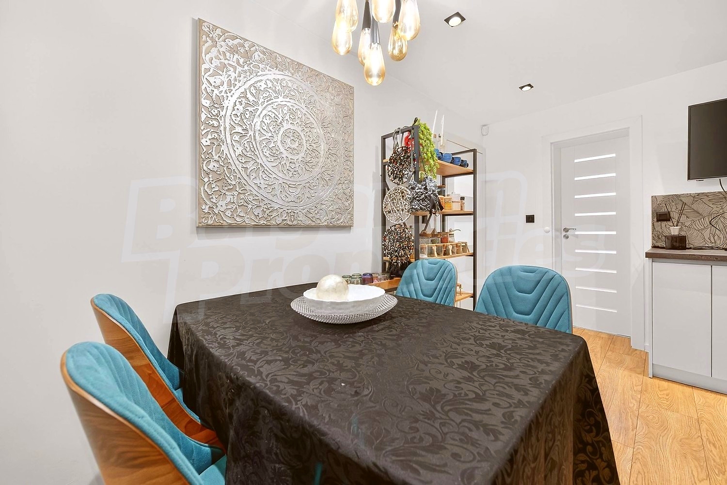 Gallery Picture 5