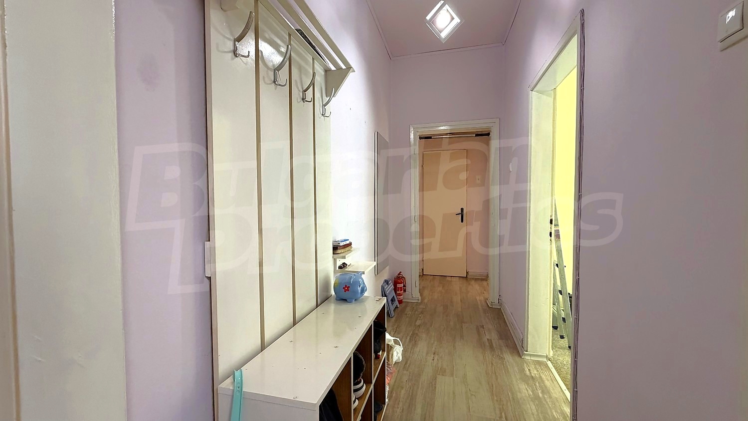 Gallery Picture 23
