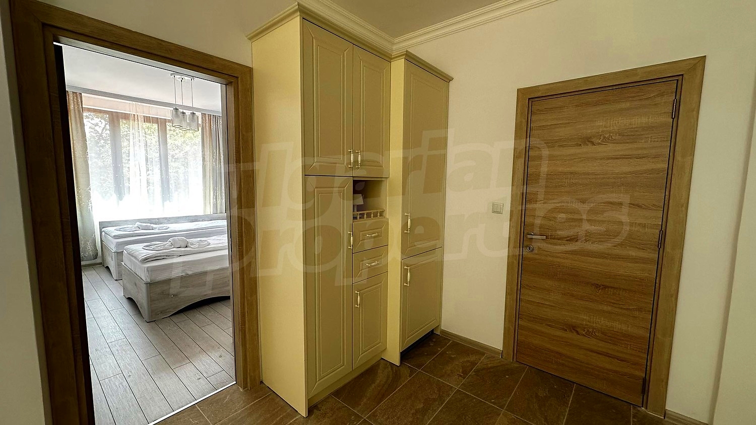 Gallery Picture 12
