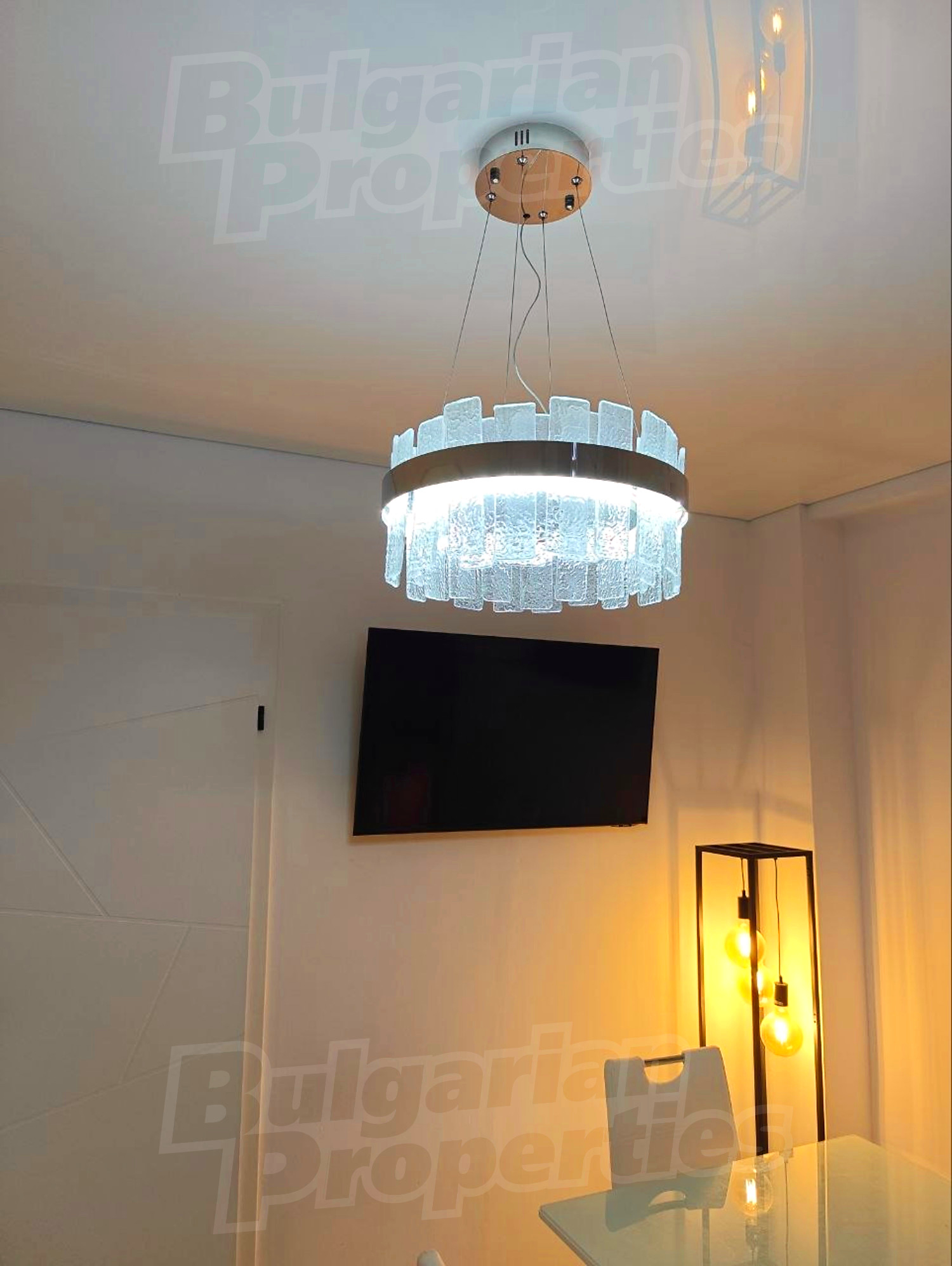 Gallery Picture 12