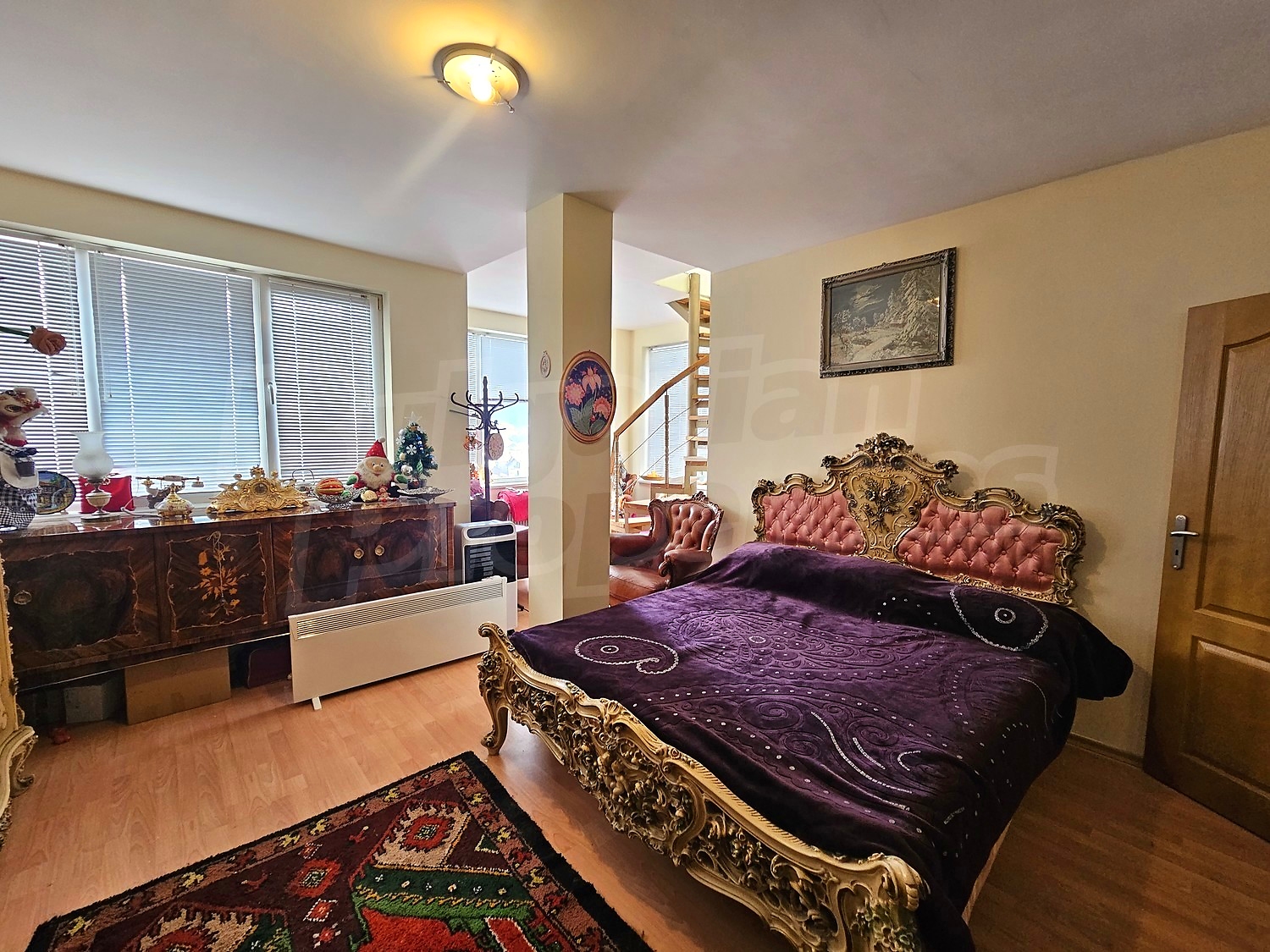 Gallery Picture 2