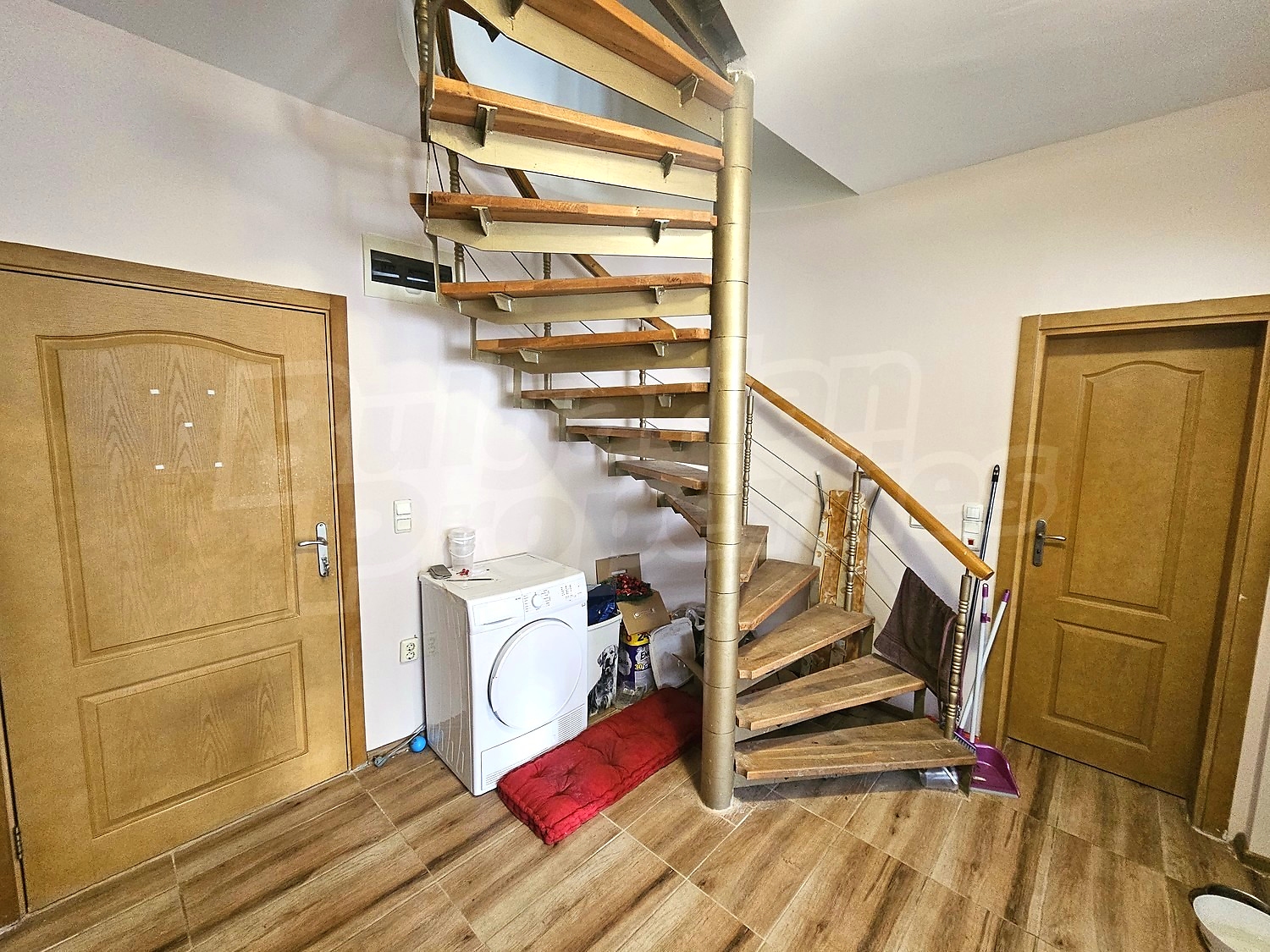Gallery Picture 28
