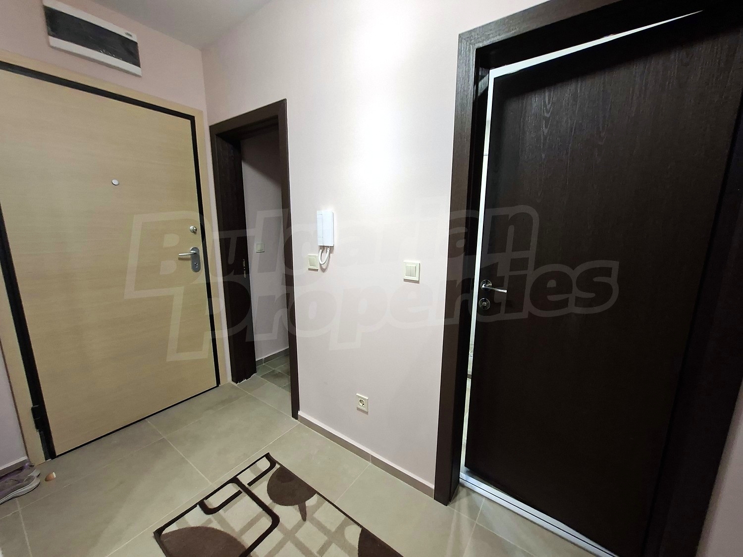 Gallery Picture 19