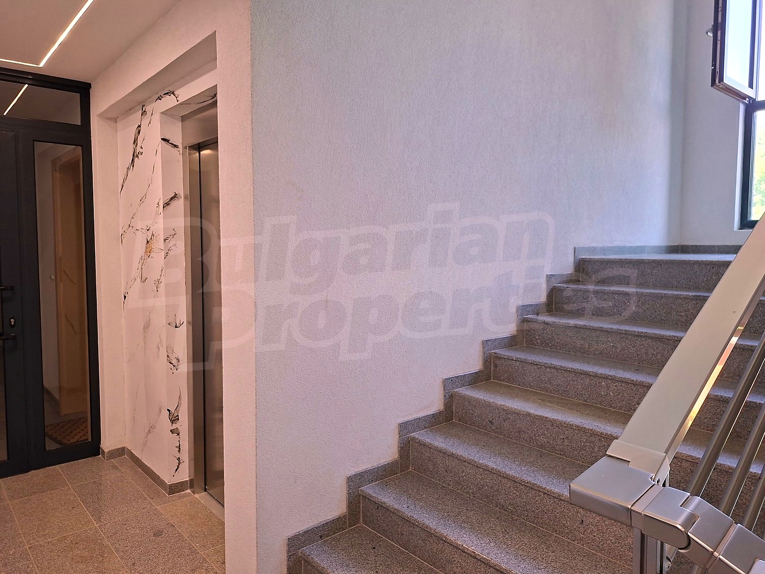 Gallery Picture 25
