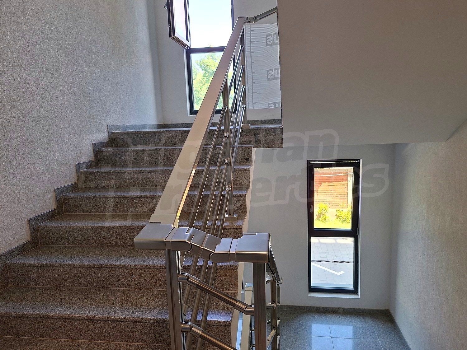 Gallery Picture 23