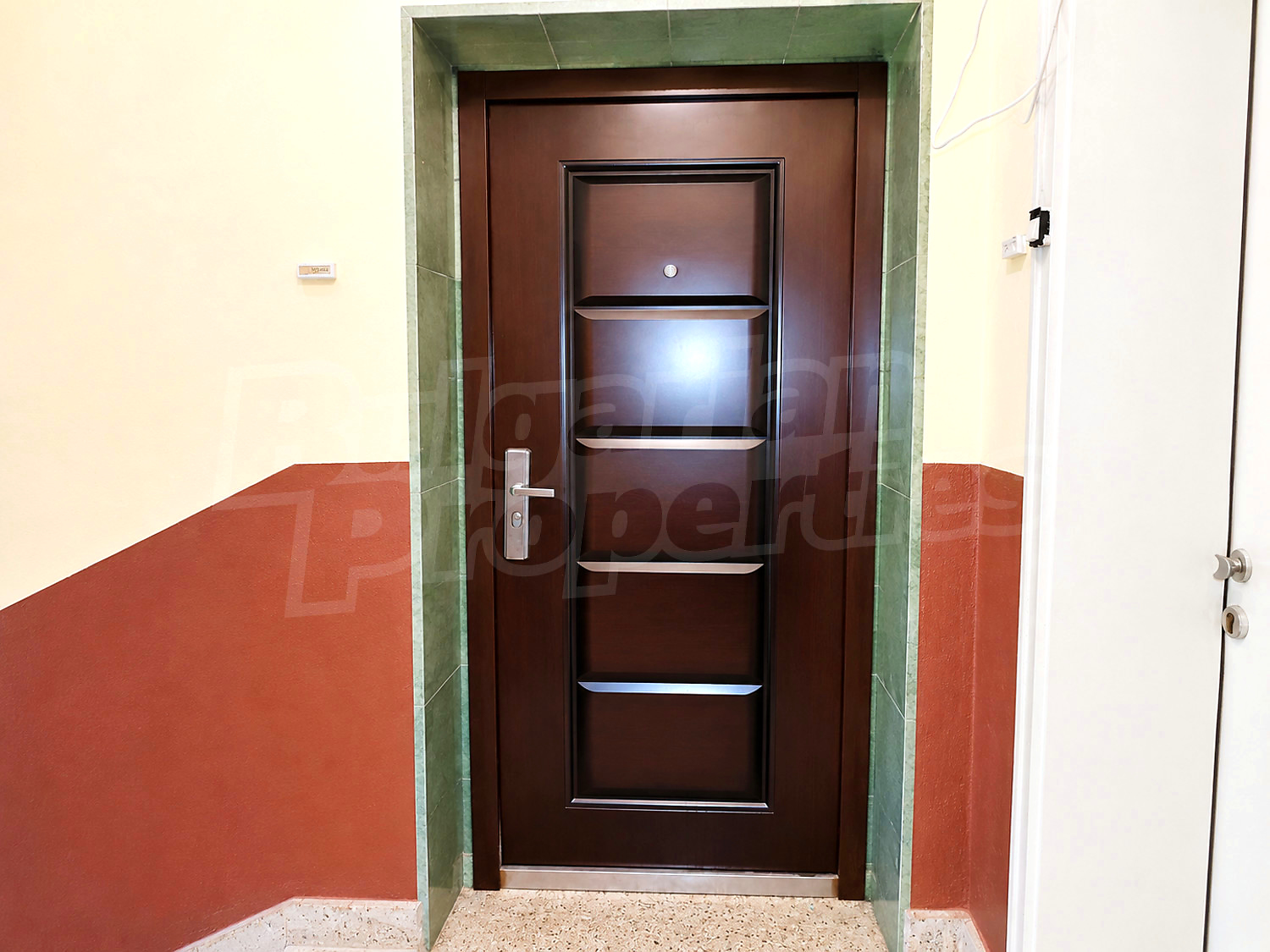 Gallery Picture 16