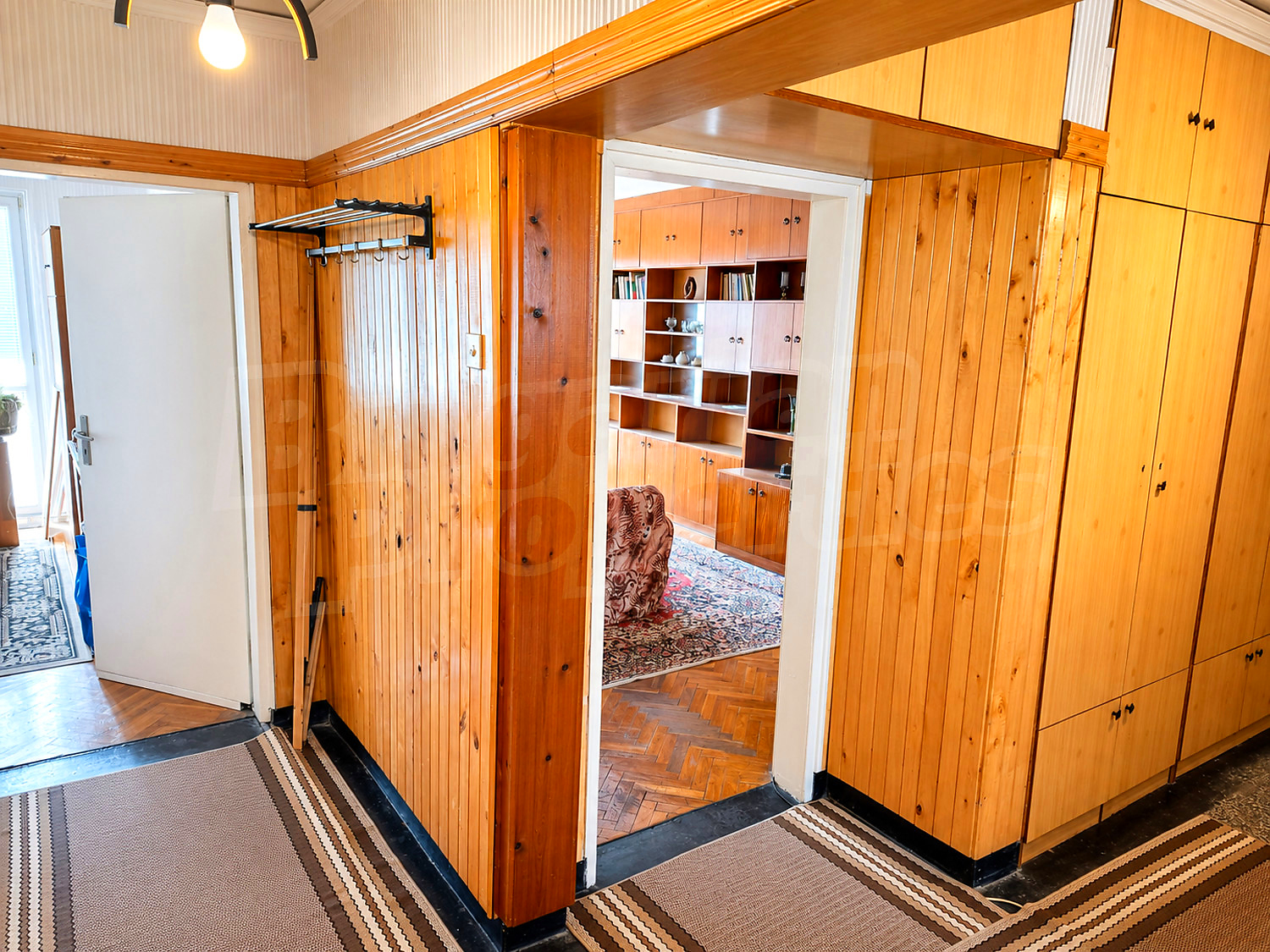 Gallery Picture 6