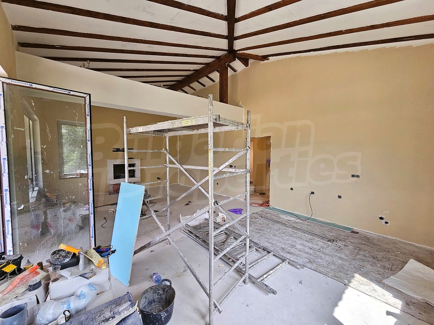 Gallery Picture 10