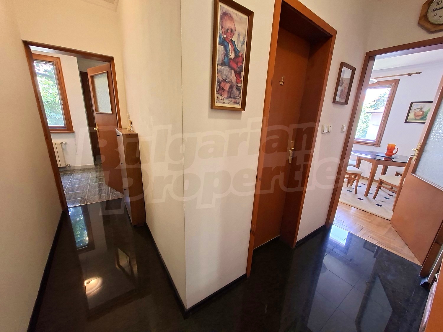 Gallery Picture 15