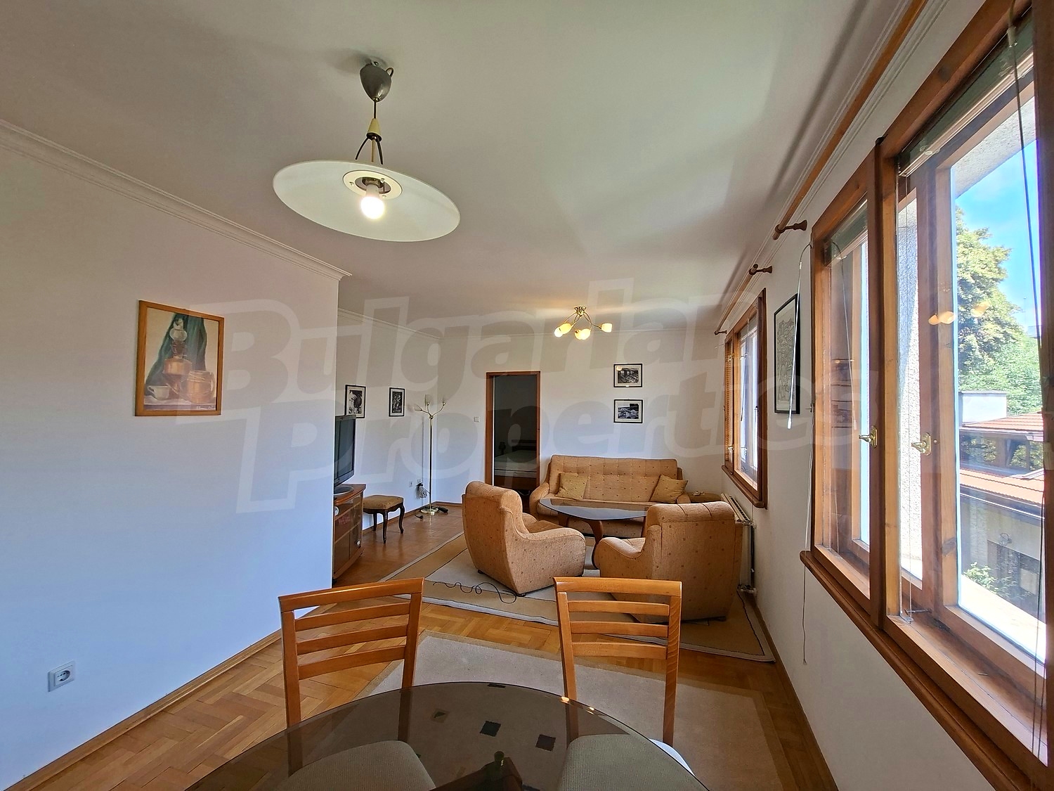 Gallery Picture 6