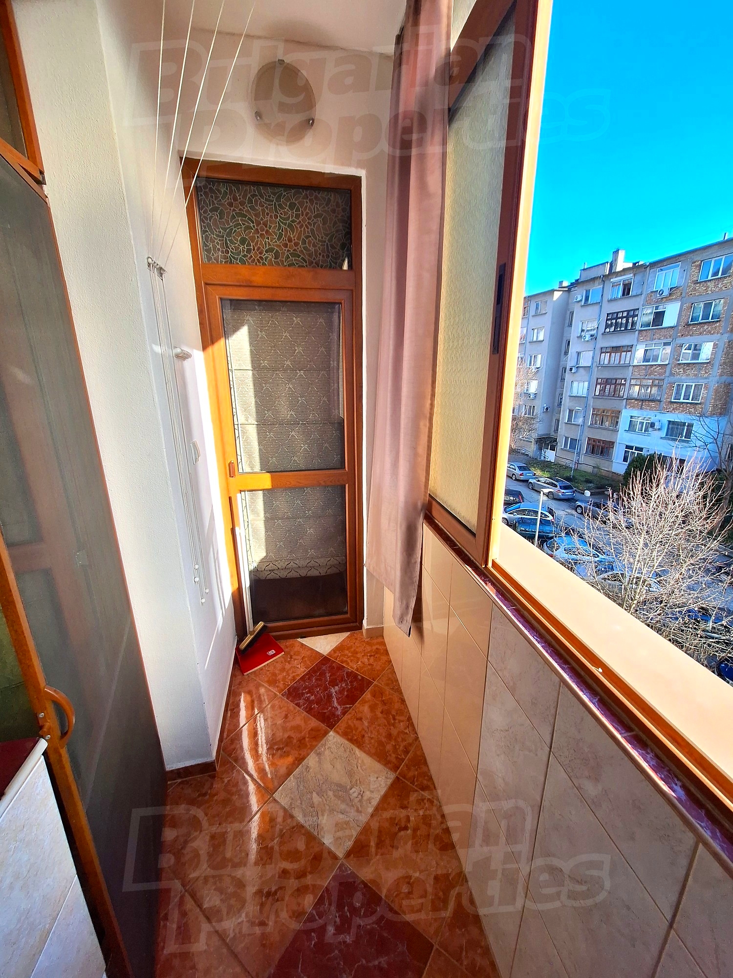 Gallery Picture 10