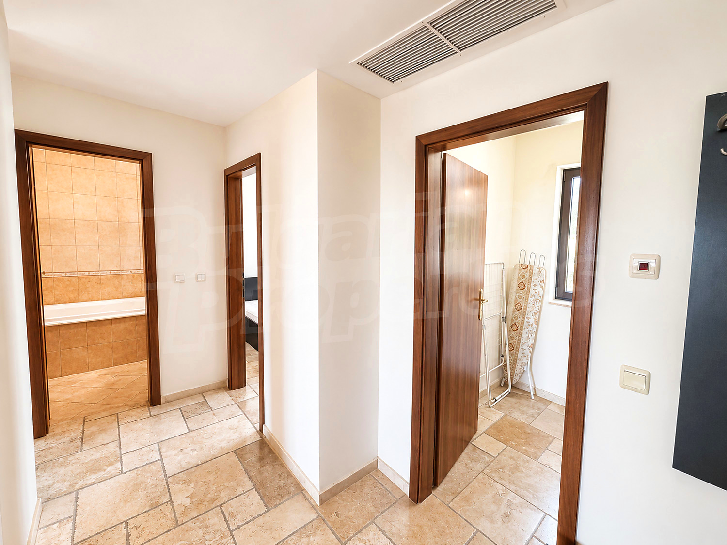 Gallery Picture 16