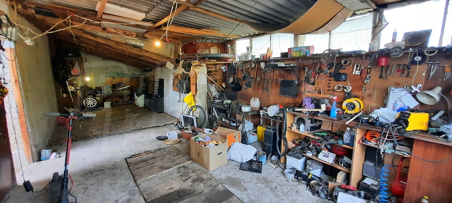 Gallery Picture 10