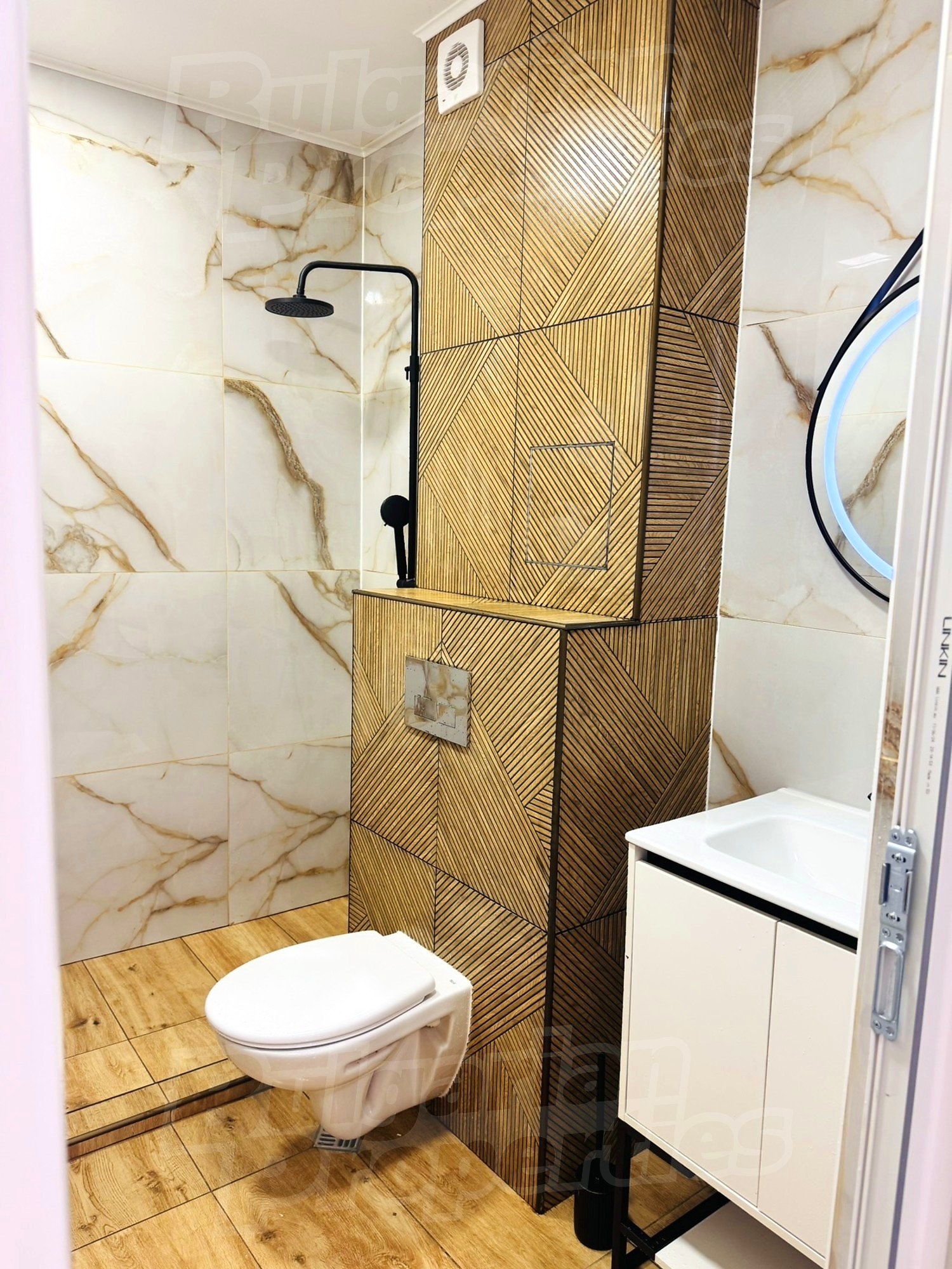 Gallery Picture 17