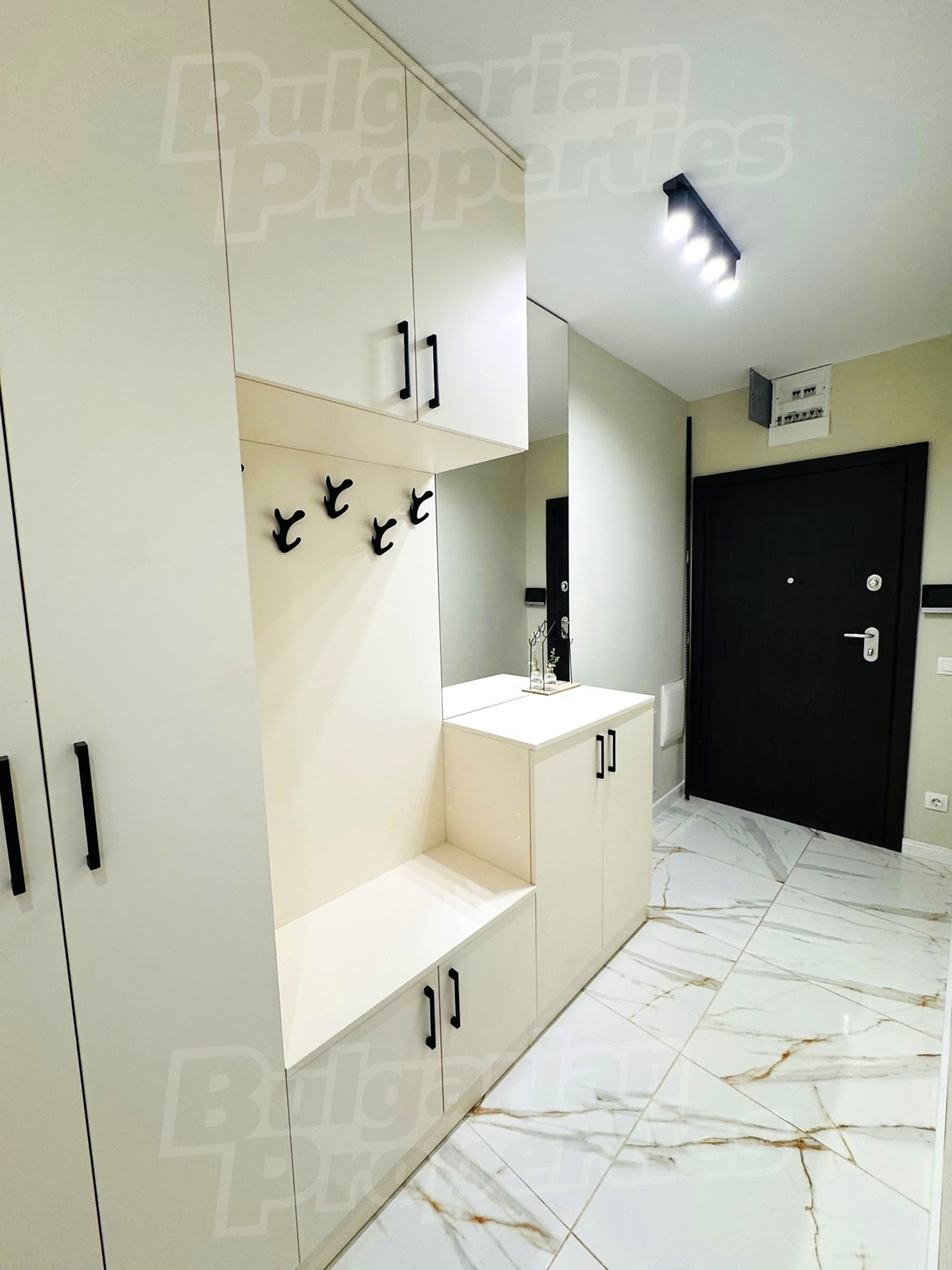 Gallery Picture 19