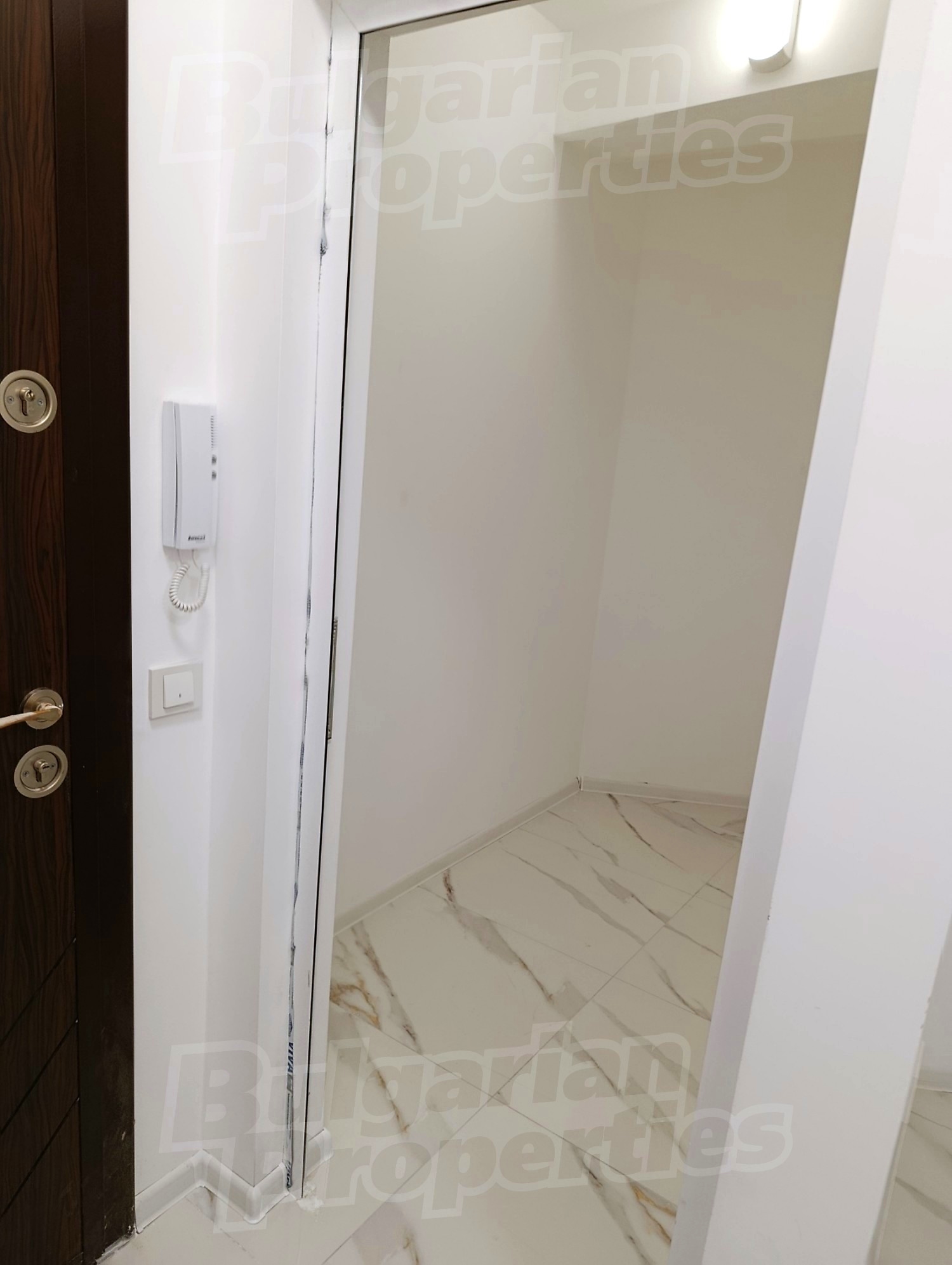 Gallery Picture 23