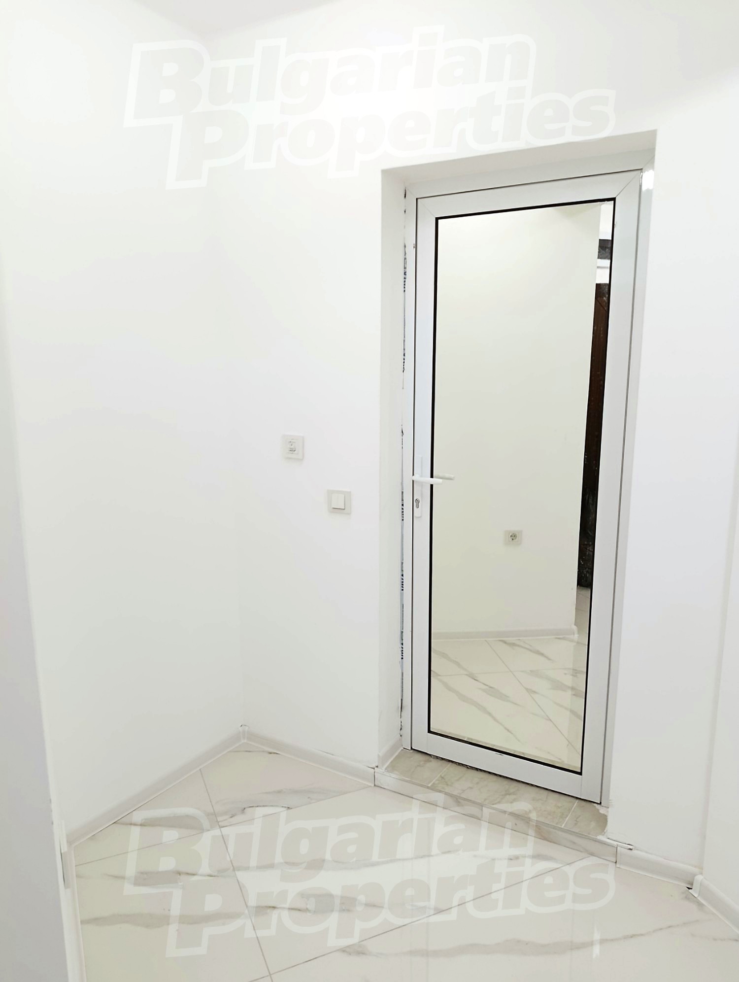 Gallery Picture 13