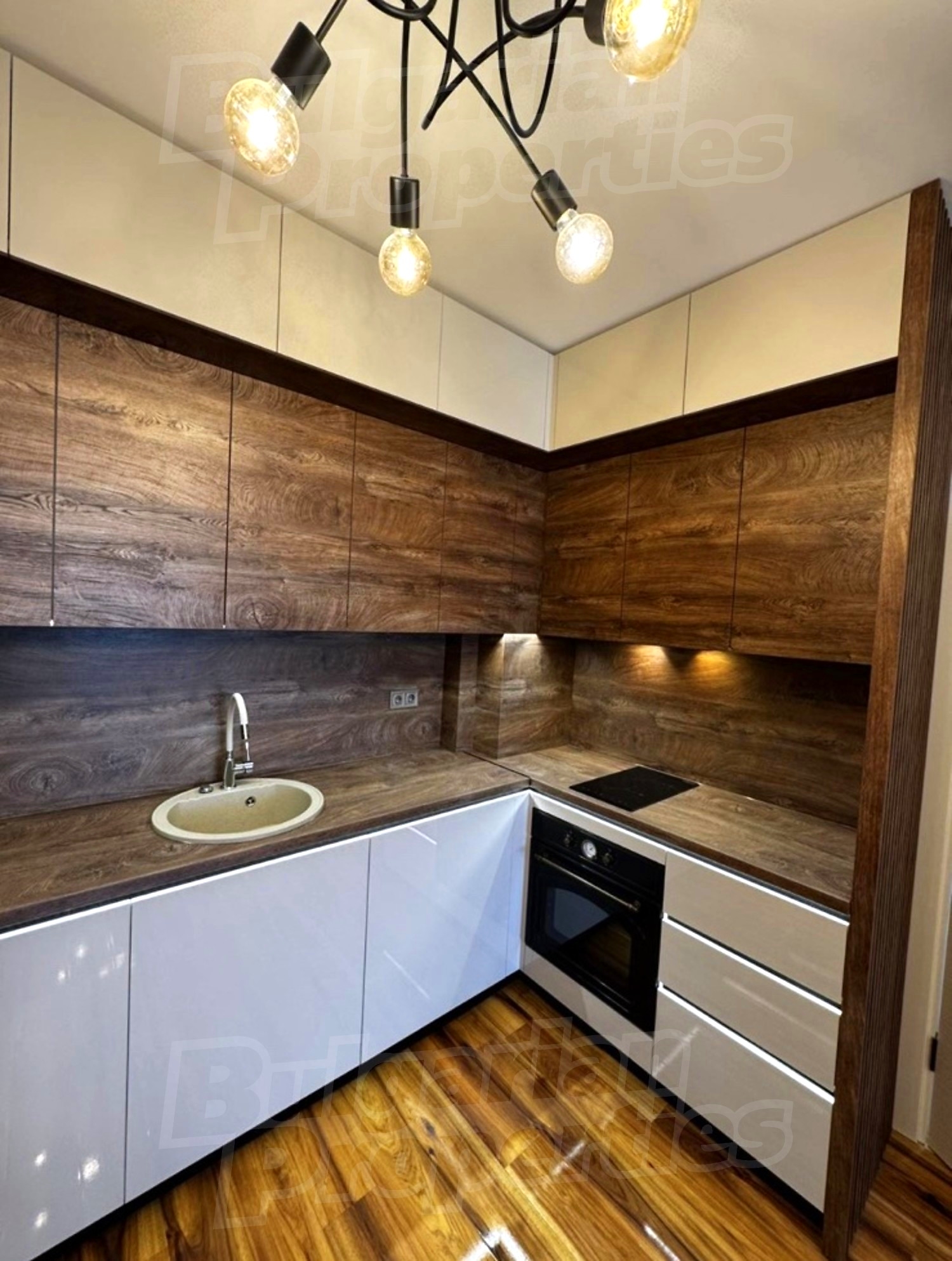 Gallery Picture 10
