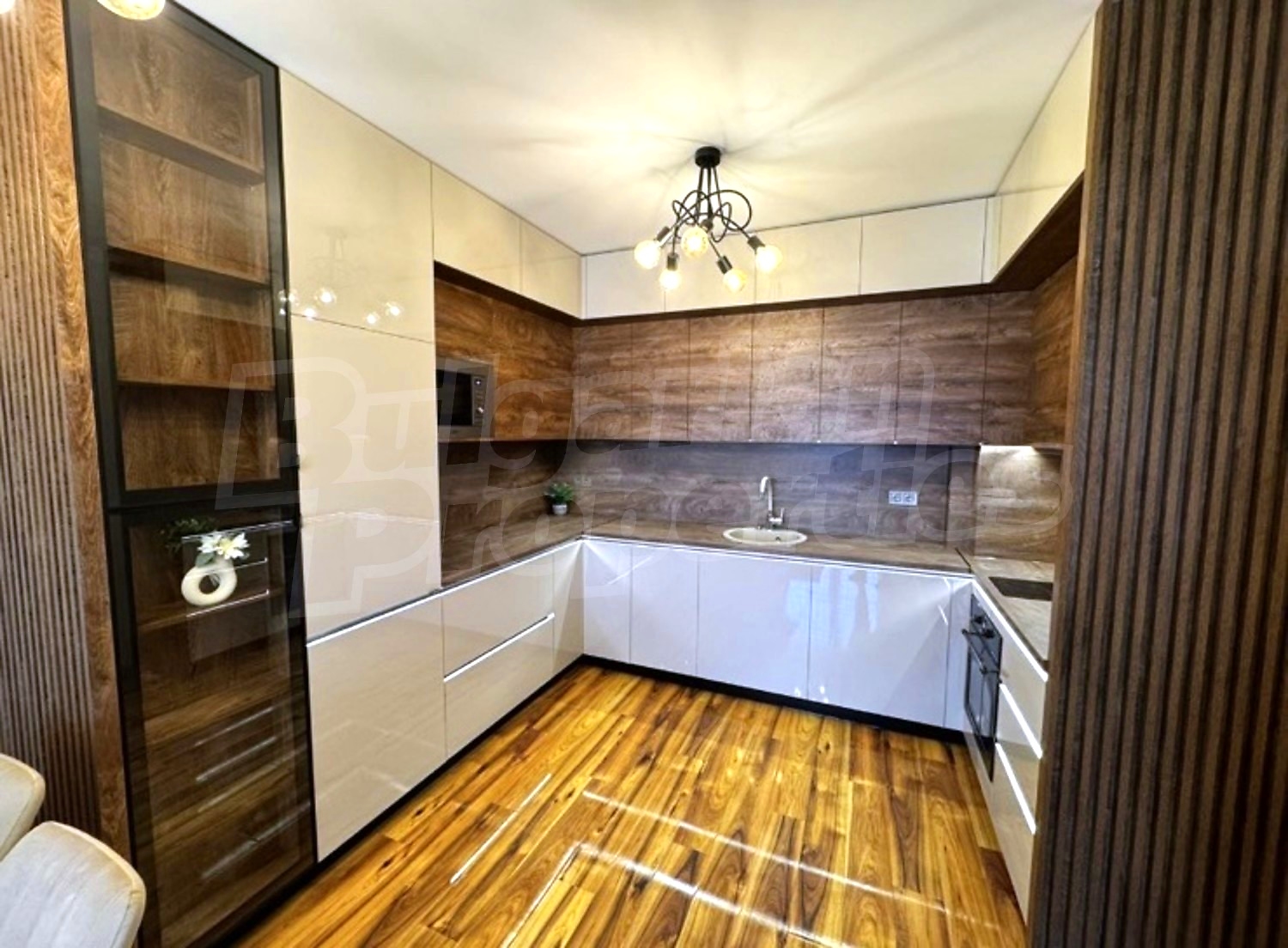 Gallery Picture 11
