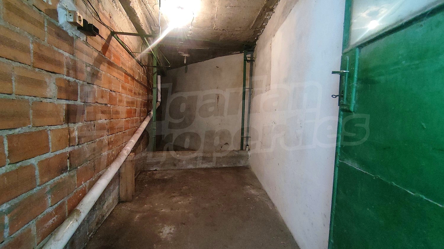 Gallery Picture 35