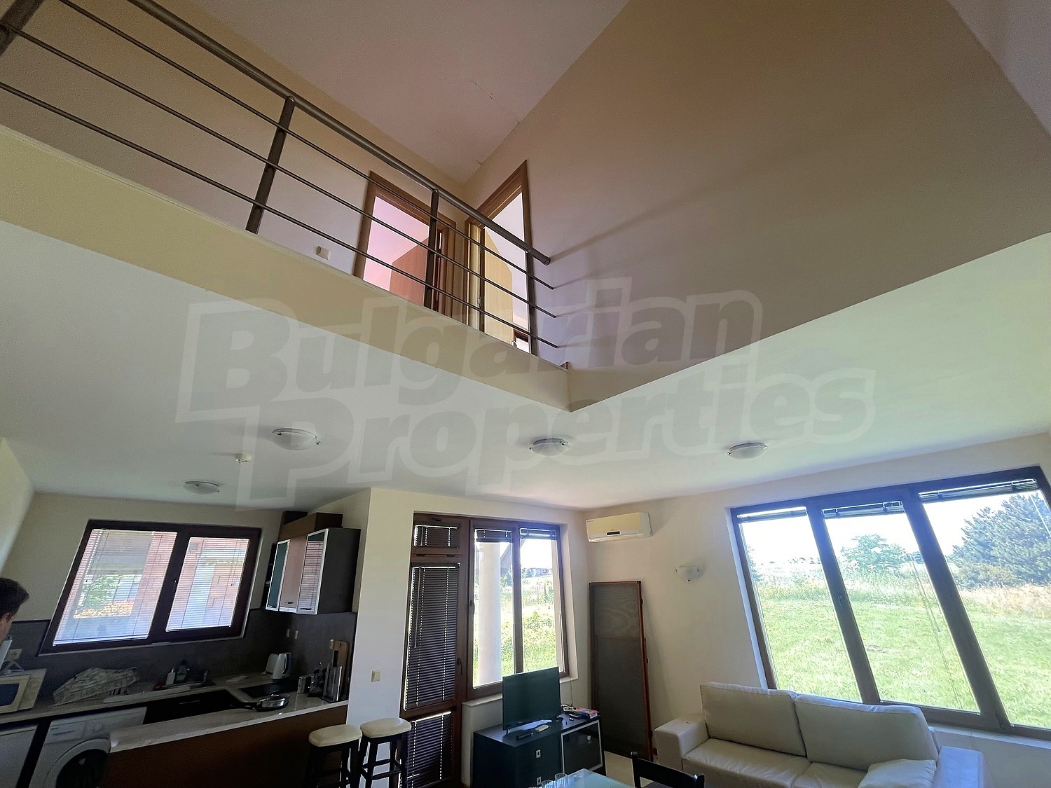 Gallery Picture 5