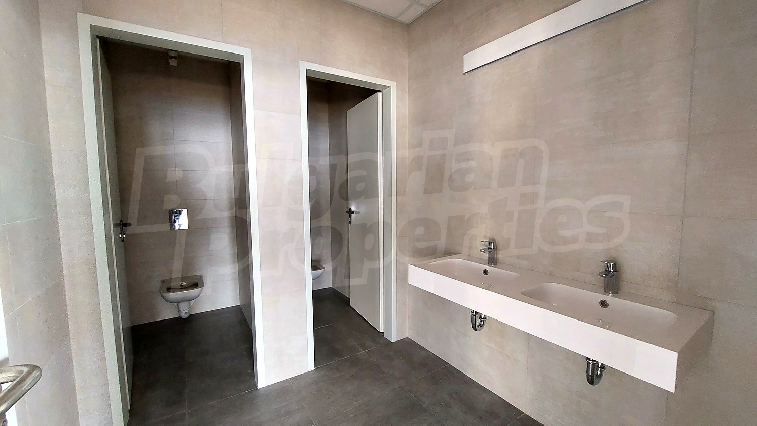 Gallery Picture 18