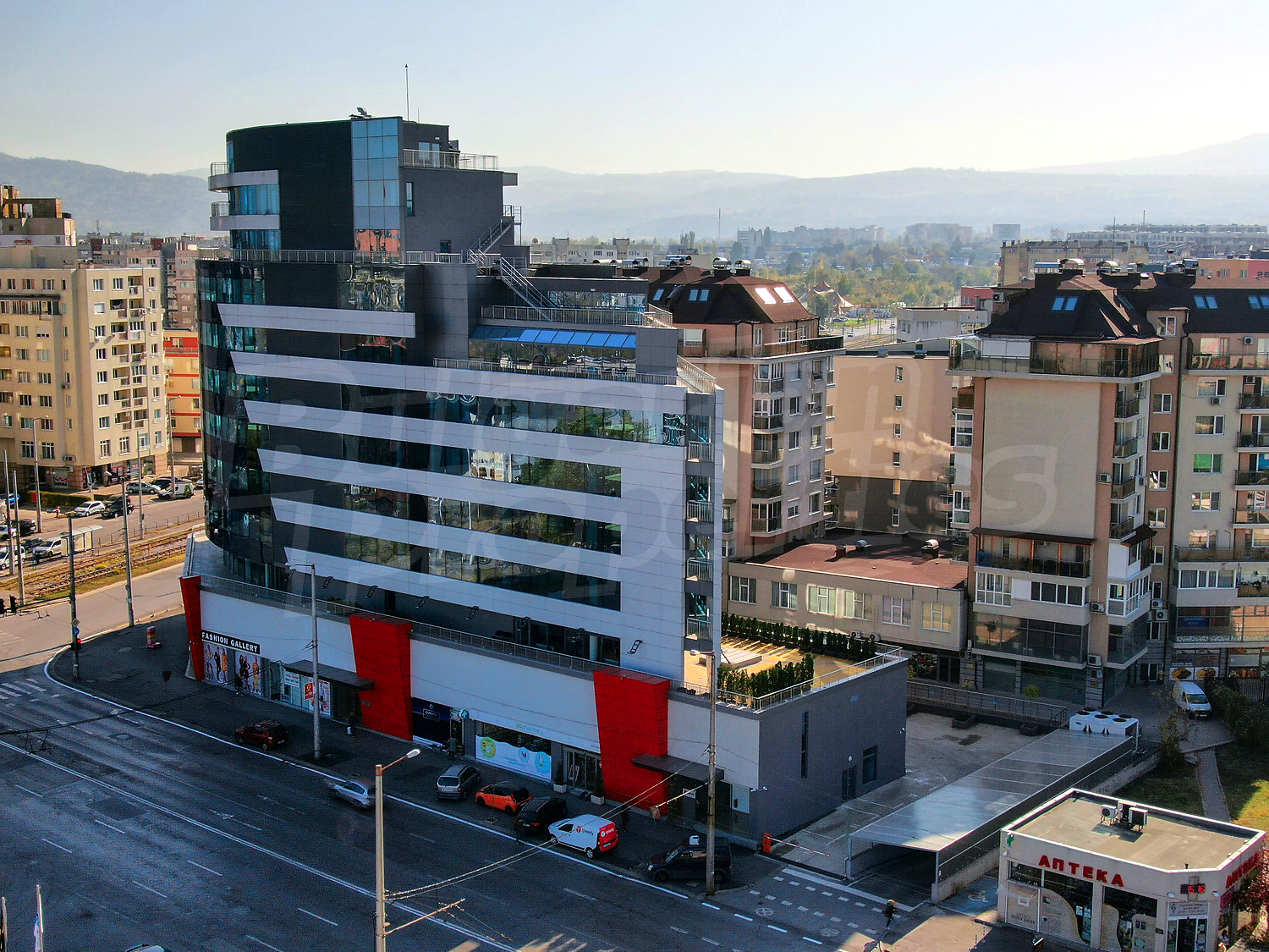 Gallery Picture 4