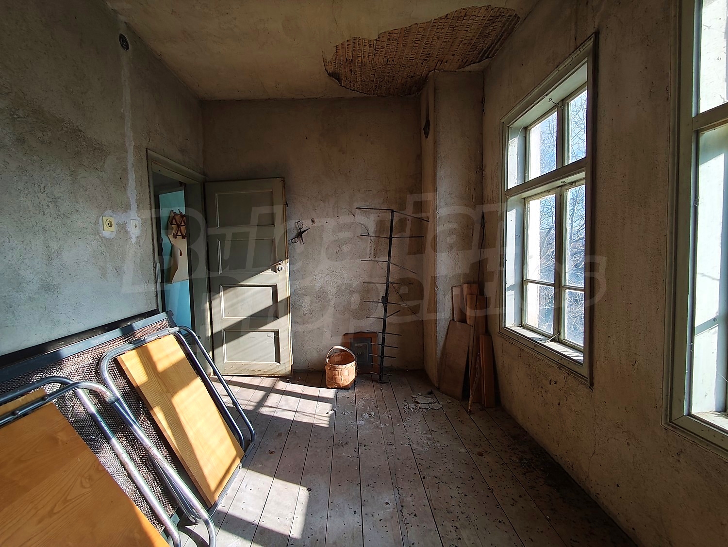 Gallery Picture 25